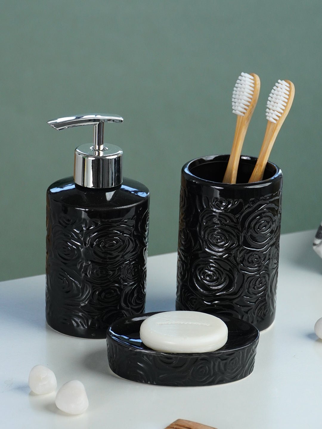 Black Embossed Rose Ceramic Bathroom Set of 3 - The Golden Theory