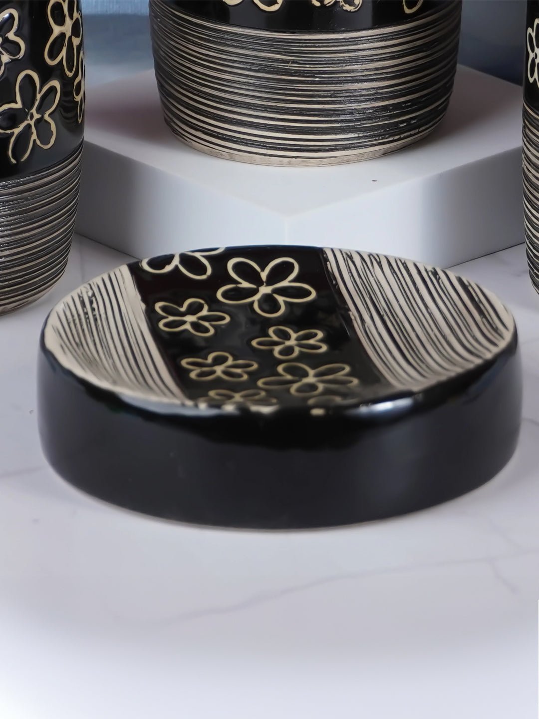 Black Floral Ceramic Bathroom Accessories Set of 4 - The Golden Theory