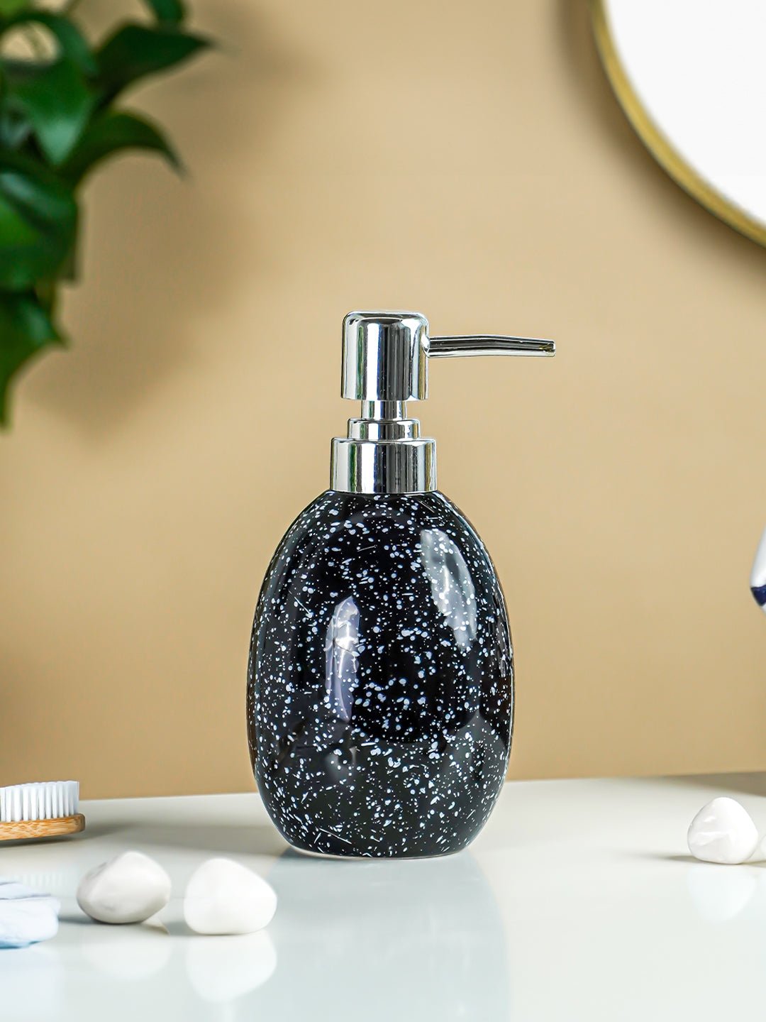 Black Glossy Speckled Ceramic Soap Dispenser - The Golden Theory