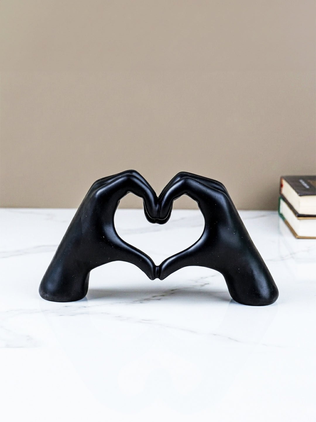 Black Heart Hands Figurine - The Golden Theory Main image
