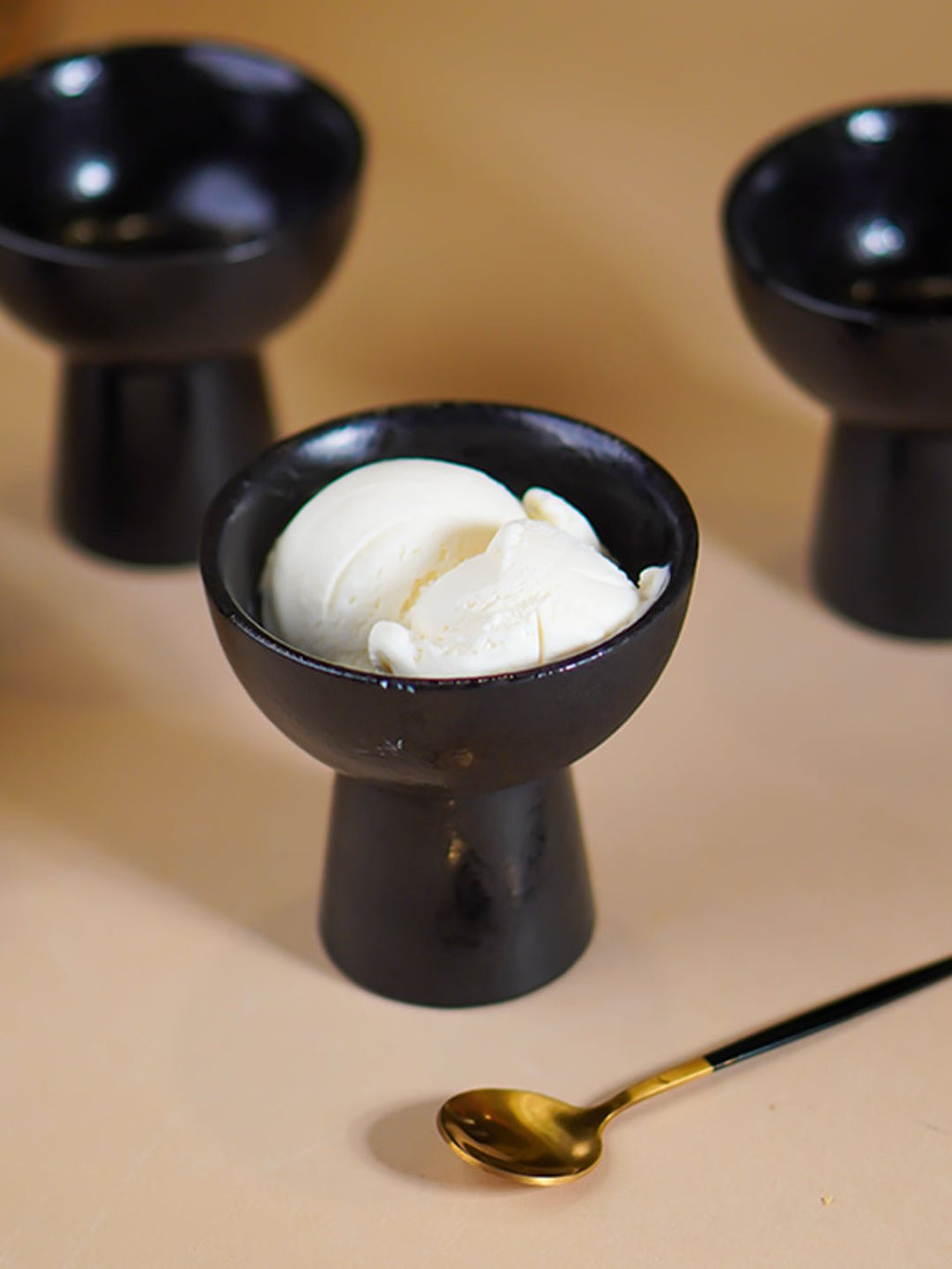 Black Pedestal Ceramic Bowls Set of 4 - The Golden Theory