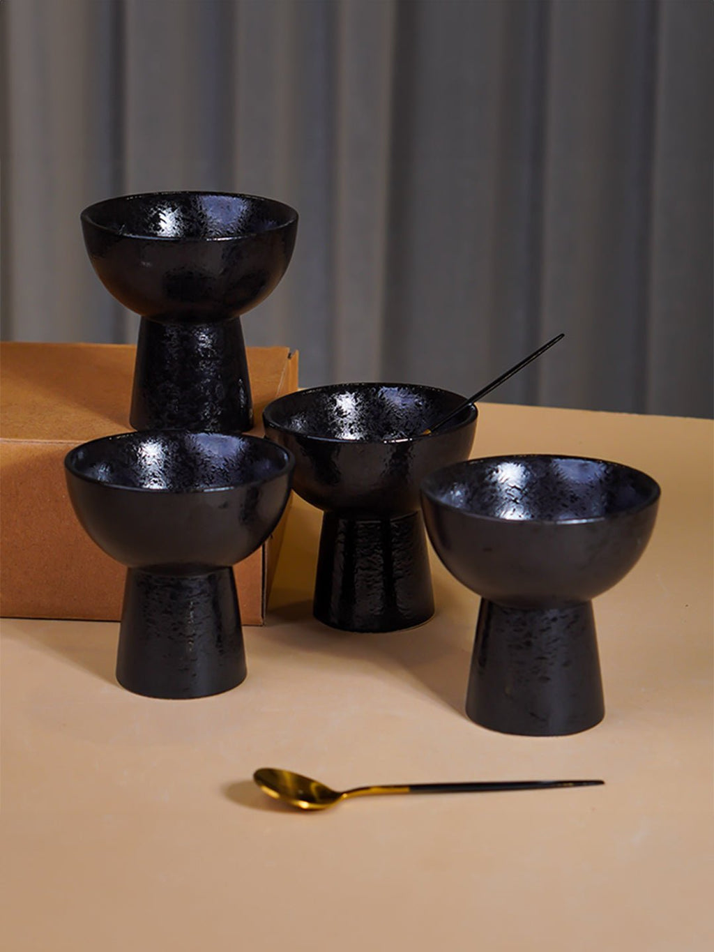 Black Pedestal Ceramic Bowls Set of 4 - The Golden Theory