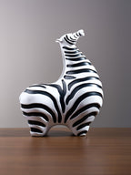 Black & White Zebra Sculpture Set - The Golden Theory