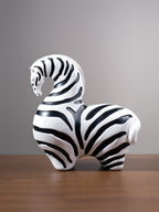 Black & White Zebra Sculpture Set - The Golden Theory