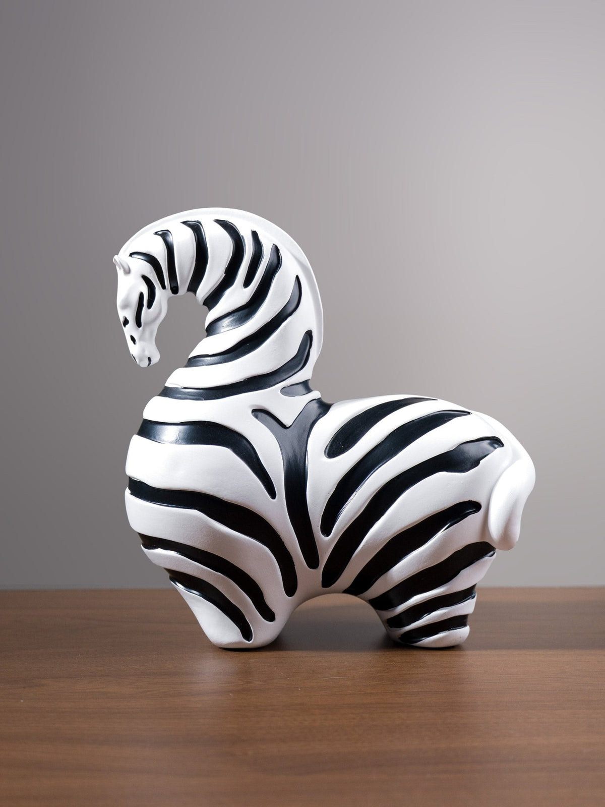 Black & White Zebra Sculpture Set - The Golden Theory