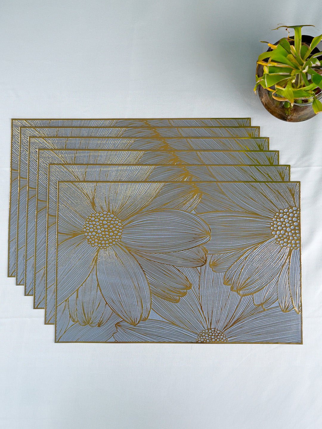 Bloom Wipeable Table Mats | Set of 2,6 - The Golden Theory