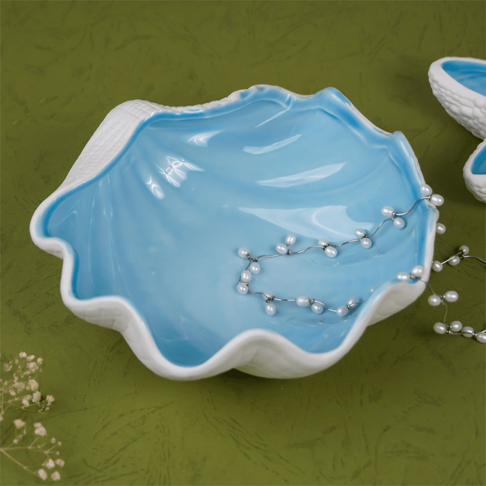 Blue and White Shell-Shaped Jwellery Bowl - The Golden Theory