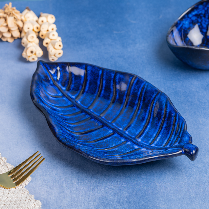 Blue Color Leaf-Shaped Platter
