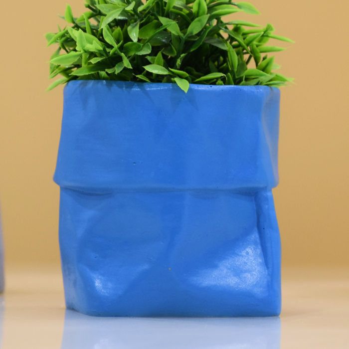 Blue Resin Planter Secondary image