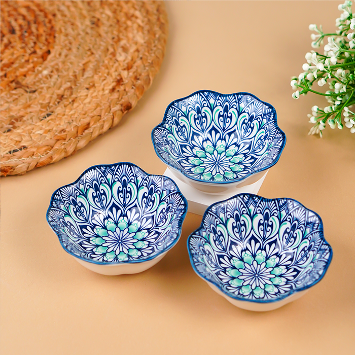 Blue Scallop-Edge Ceramic Bowls Set of 6 - The Golden Theory