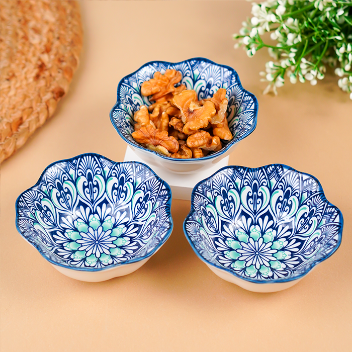 Blue Scallop-Edge Ceramic Bowls Set of 6 - The Golden Theory