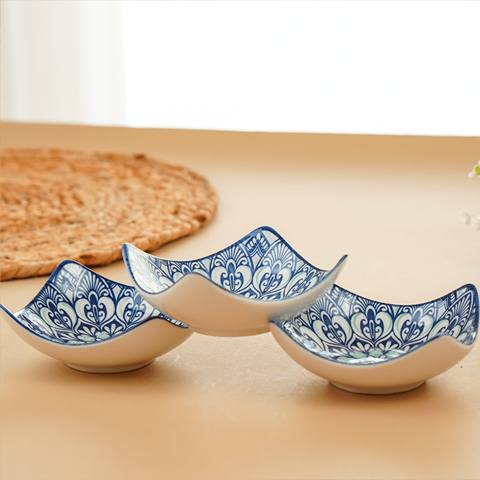 Blue & White Floral Square Ceramic Bowls Set of 3 - The Golden Theory