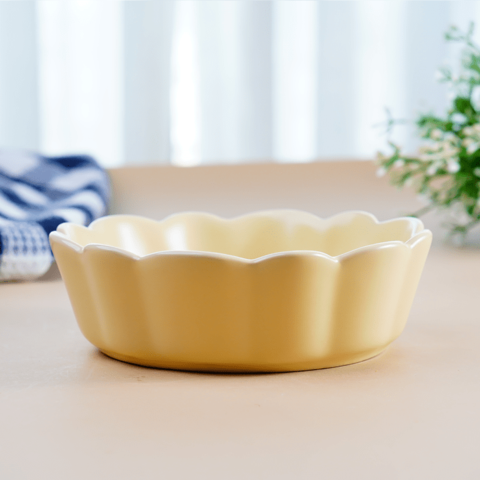 Butter Yellow Ceramic Bowl with Scalloped Edges - Small - The Golden Theory