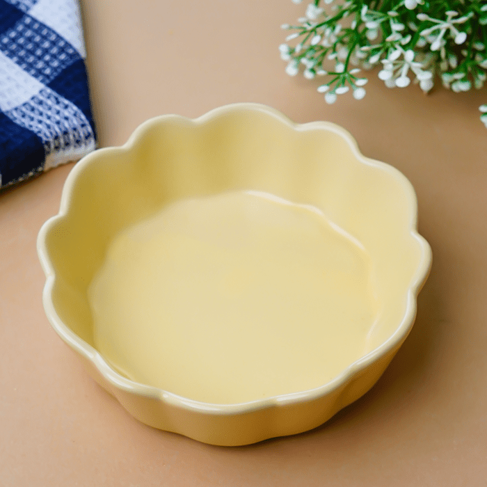 Butter Yellow Ceramic Bowl with Scalloped Edges - Small - The Golden Theory