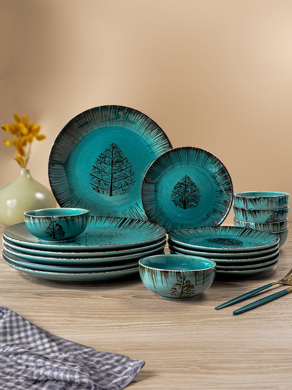 Ceramic Dinner Set with Black Tree Motif - Set of 18 - The Golden Theory