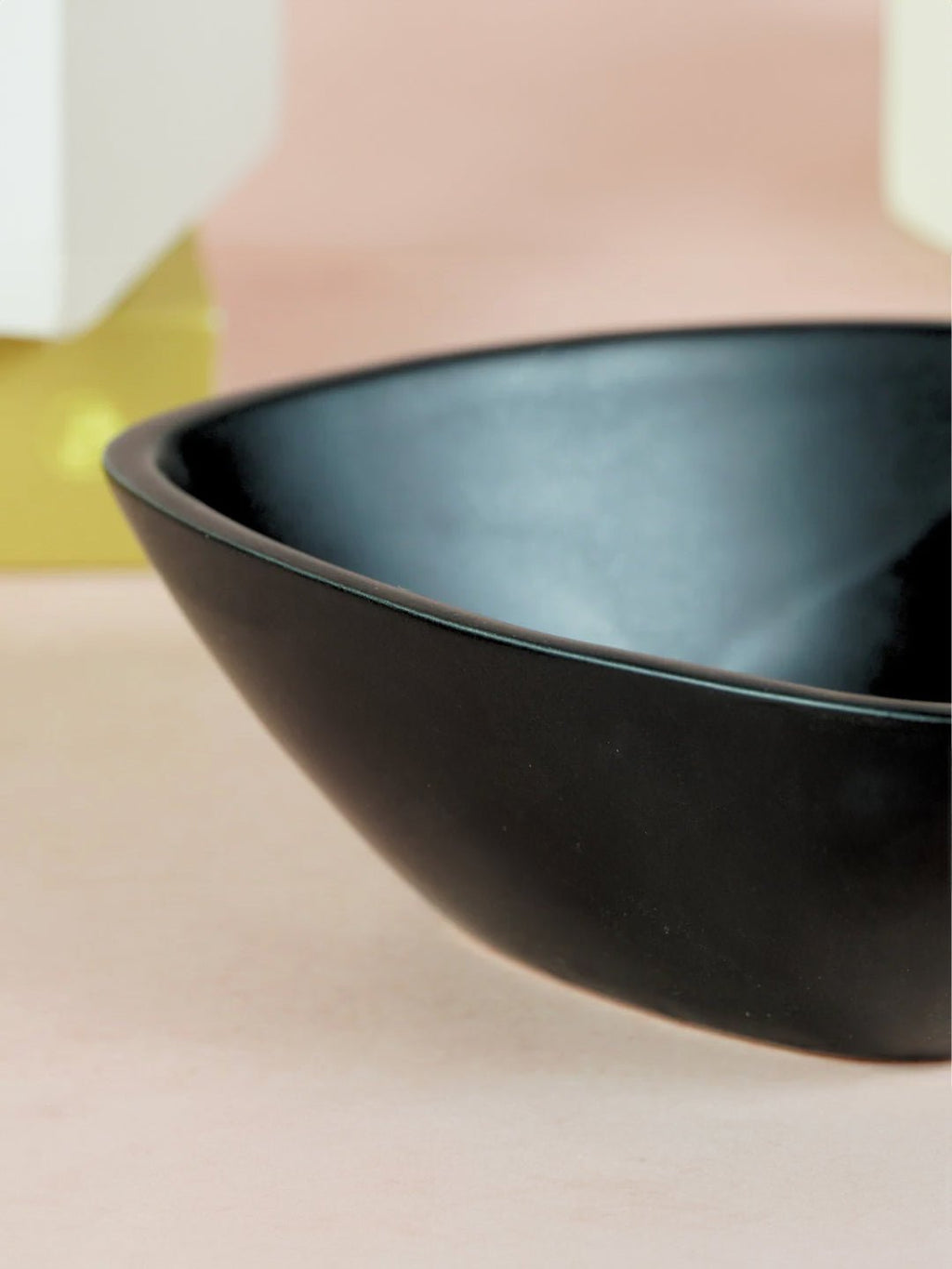 Ceramic Pyramid Serving Bowl in Black - The Golden Theory
