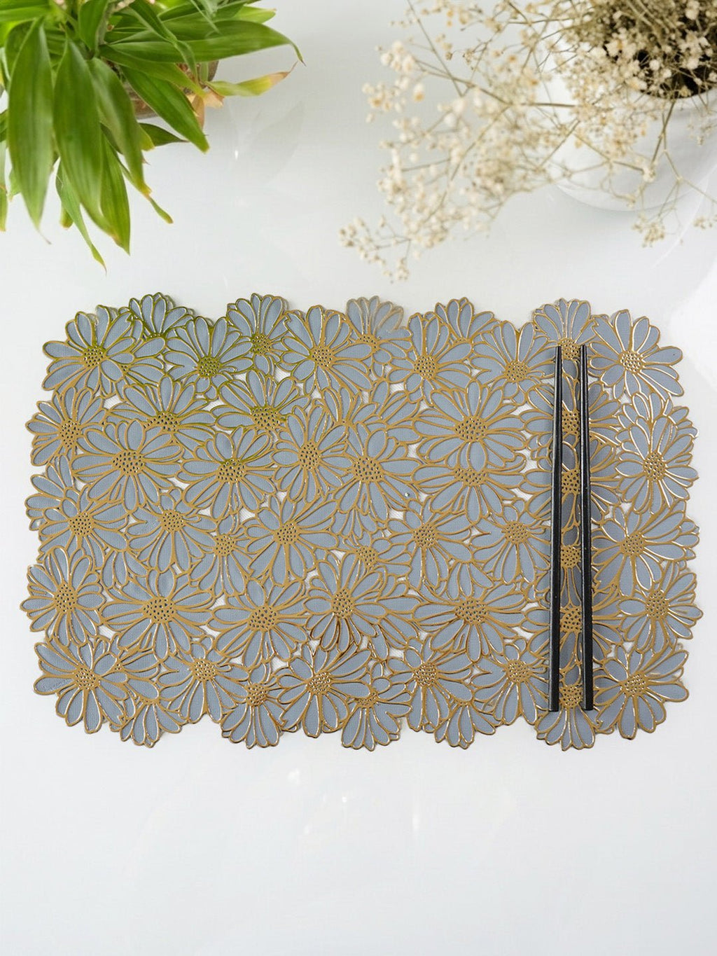 Daisy Anti Slip Mats | Set of 2,6 - The Golden Theory