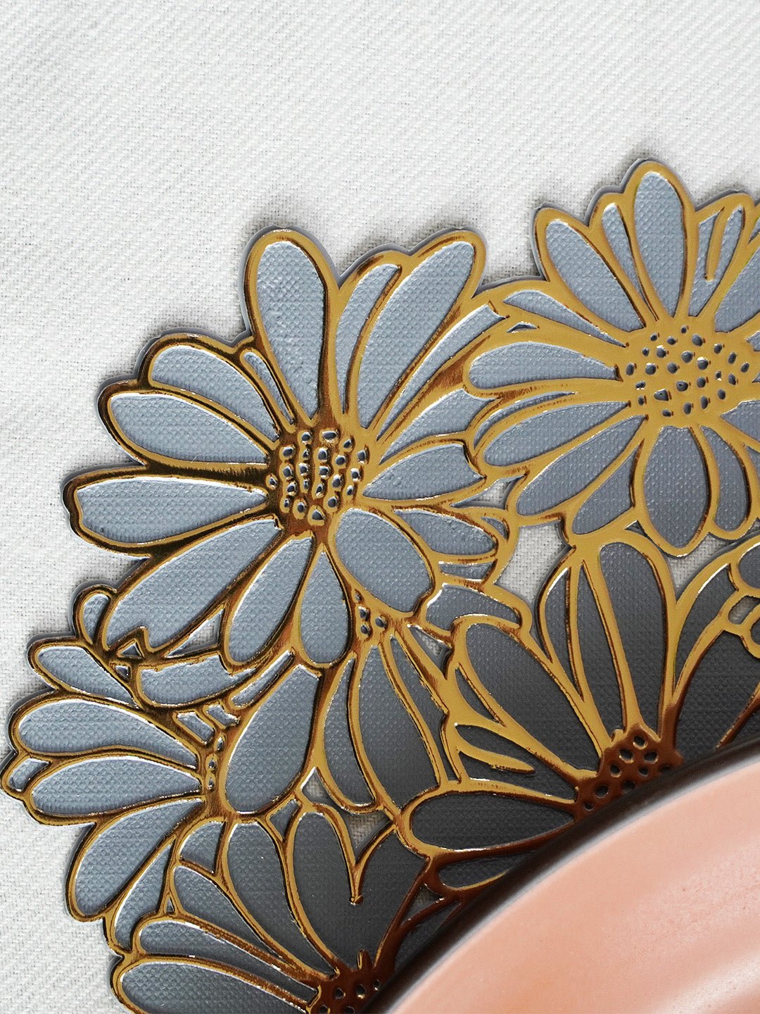 Daisy Anti Slip Mats | Set of 2,6 - The Golden Theory