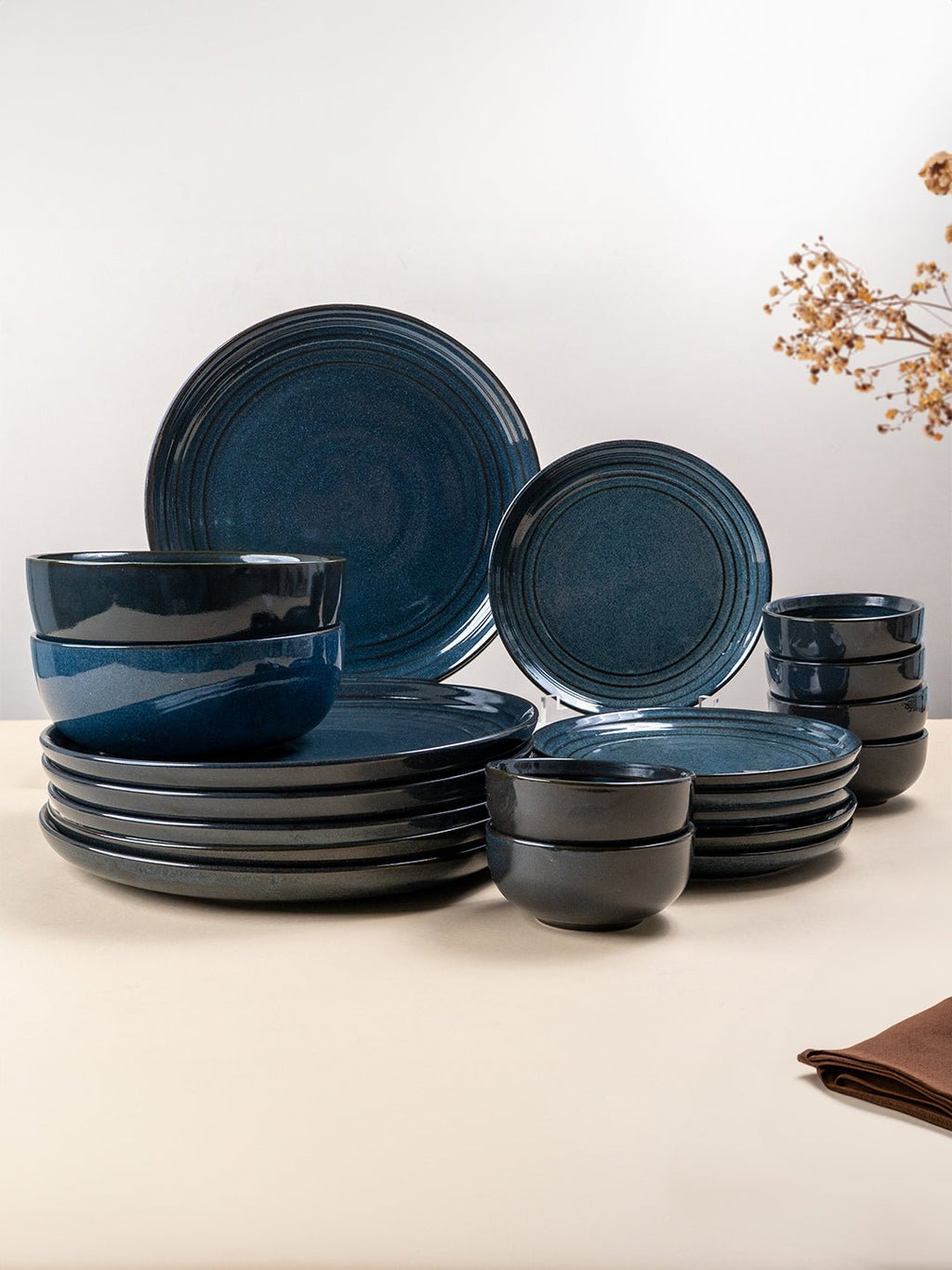 Deep Indigo Ceramic Dinner Set of 20 - The Golden Theory