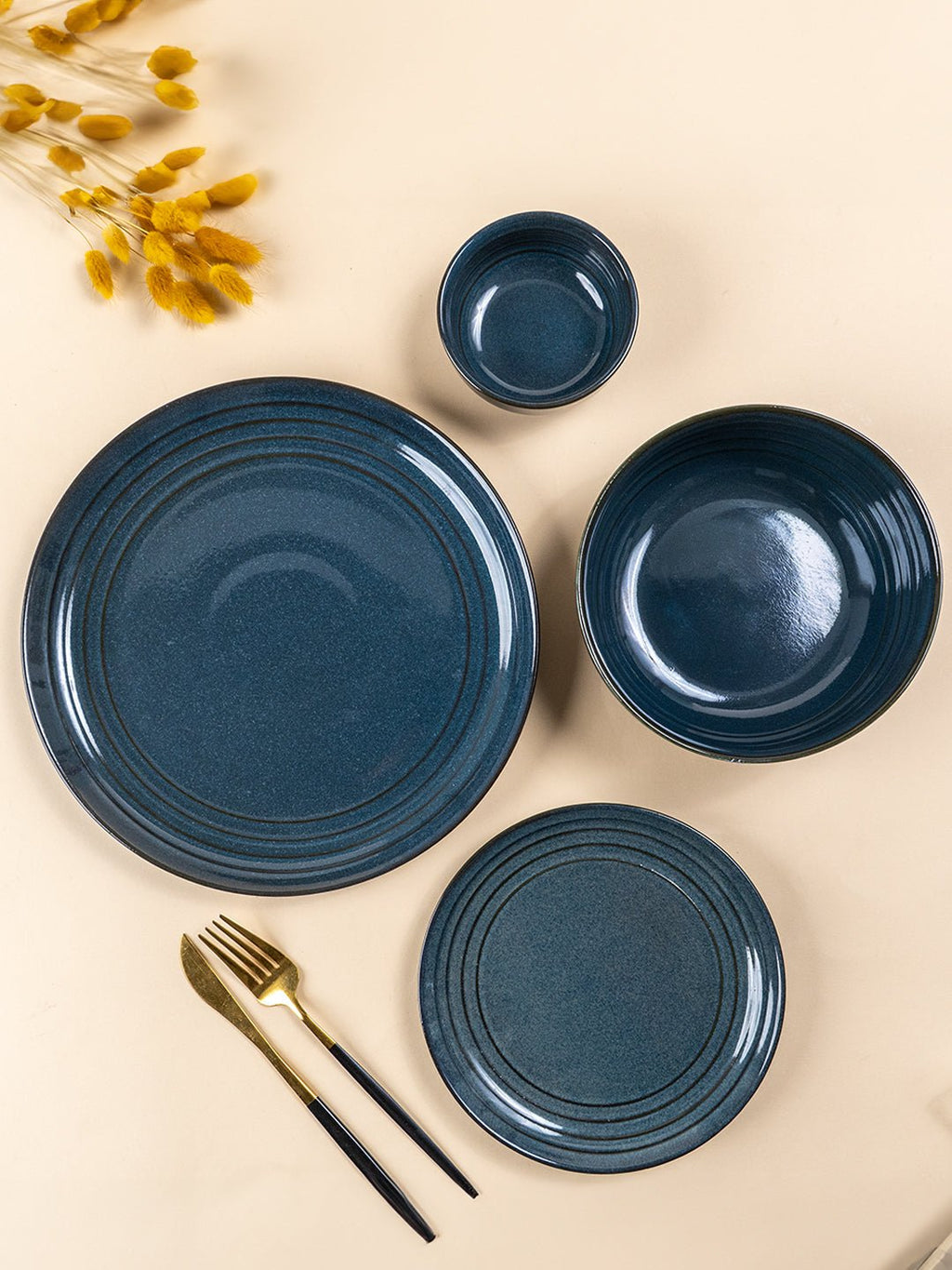 Deep Indigo Ceramic Dinner Set of 20 - The Golden Theory