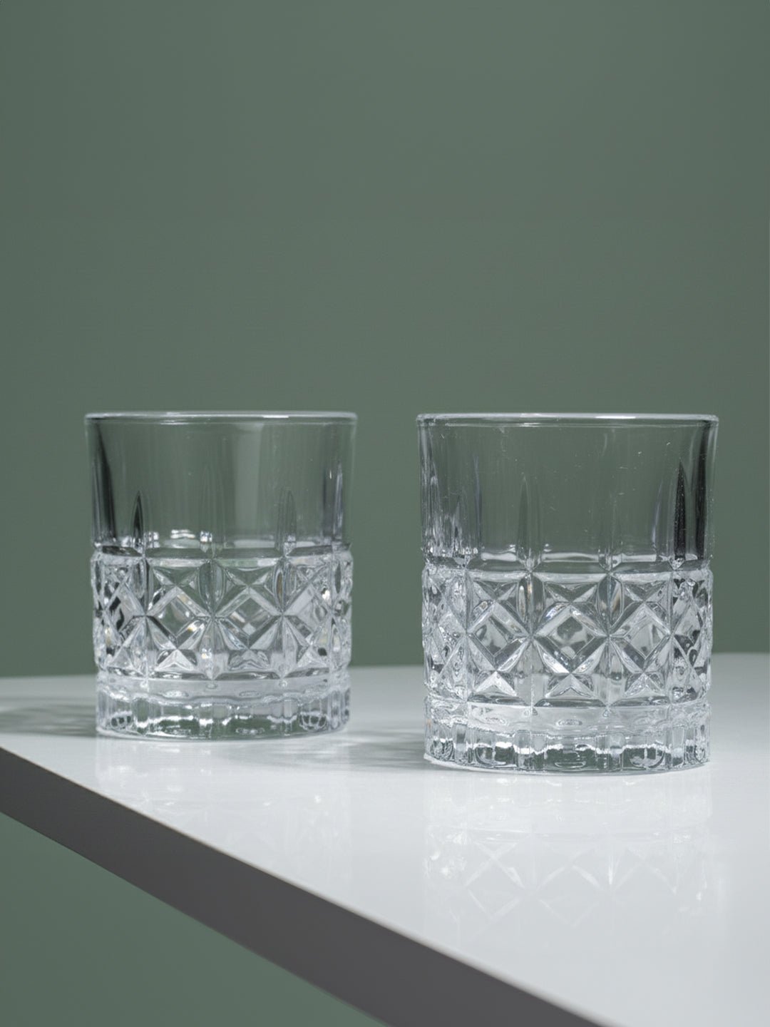 Diamond Grid Cut Design Whiskey Glasses - Set of 6 - The Golden Theory