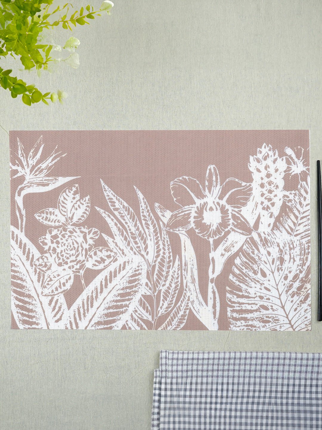 Dusty Pink Floral Table Mat with White Botanical Print - The Golden Theory Main image