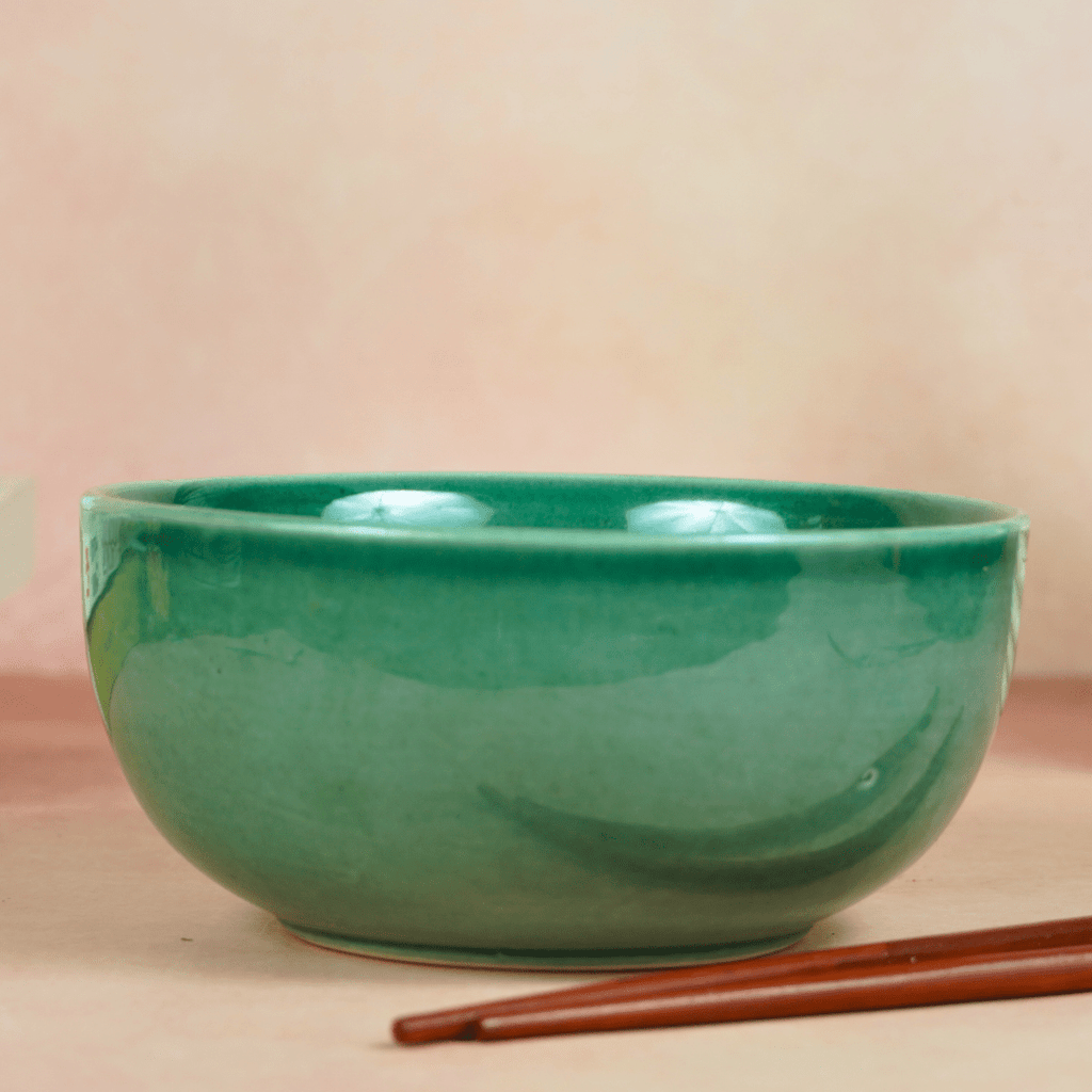 Glossy Finish Green Ceramic Serving Bowl - The Golden Theory