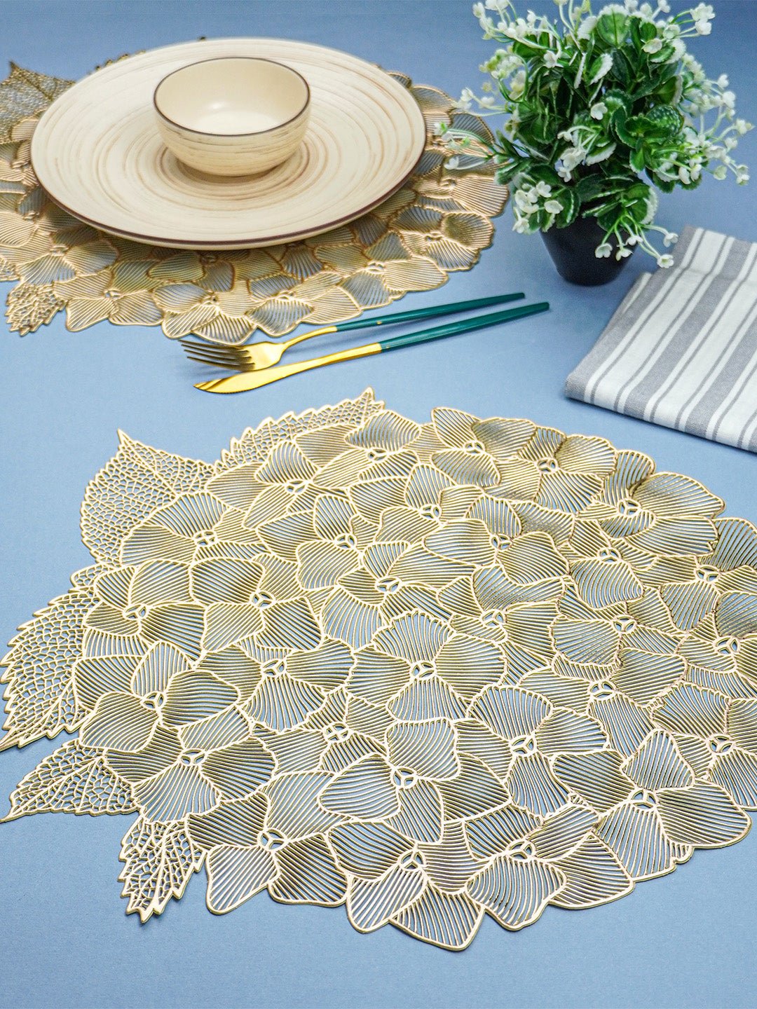 Gold Floral Cutout Table Mat with Hydrangea-Inspired Design - The Golden Theory