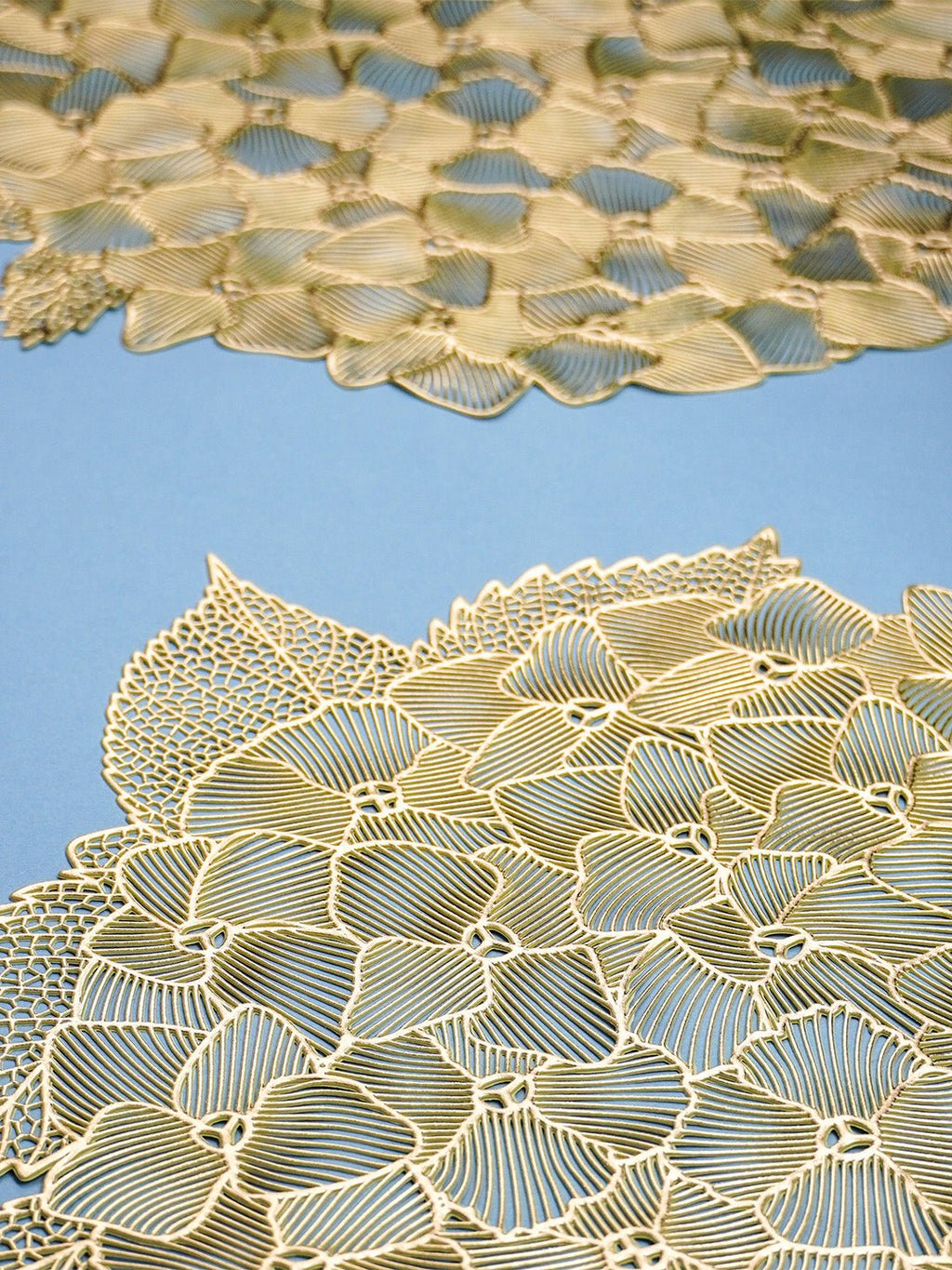 Gold Floral Cutout Table Mat with Hydrangea-Inspired Design - The Golden Theory