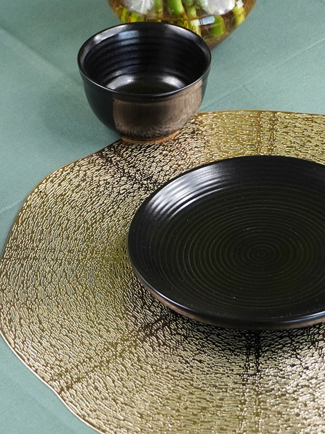 Golden Designer Table Mats | Set of 2,6 Secondary image