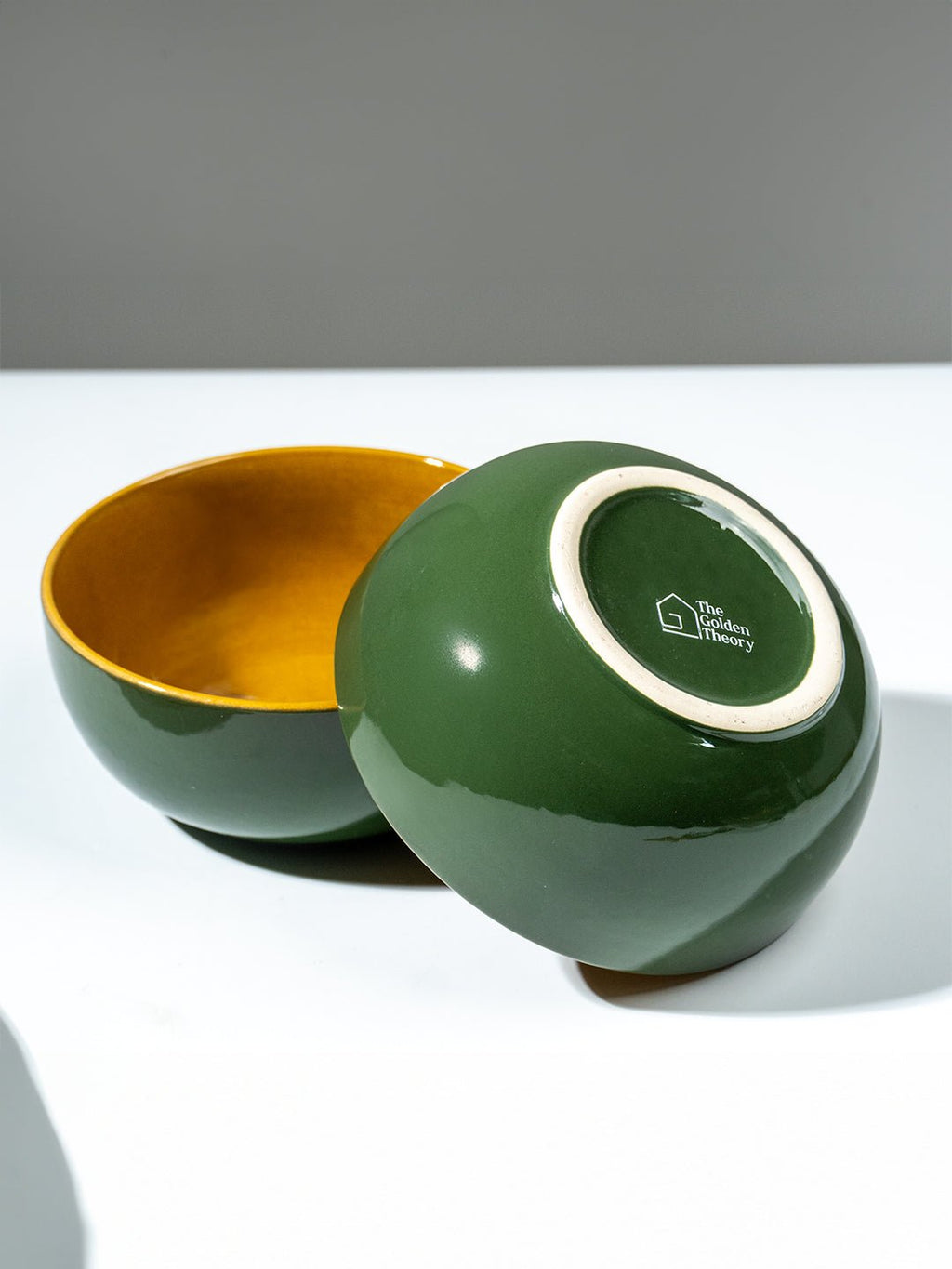 Golden Dinner Set with Green Exterior (Set of 23) - The Golden Theory