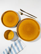Golden Dinner Set with Navy Blue Exterior (Set of 18) - The Golden Theory