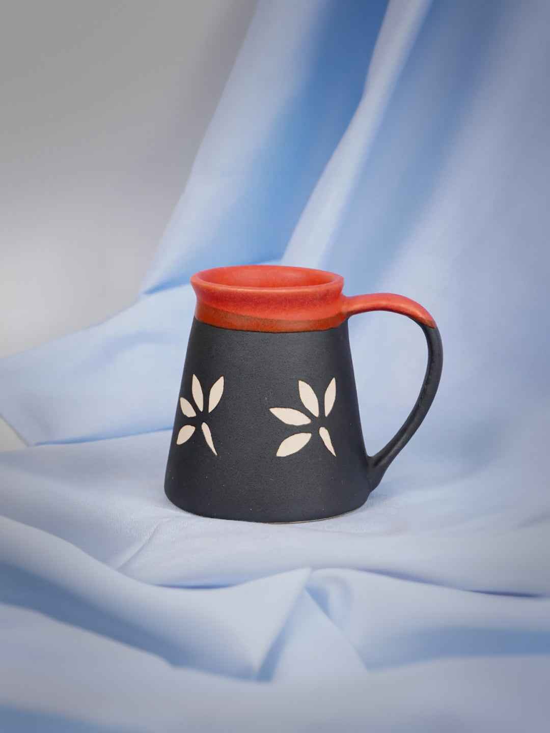 Grace Textured Stoneware Mug - The Golden Theory Main image
