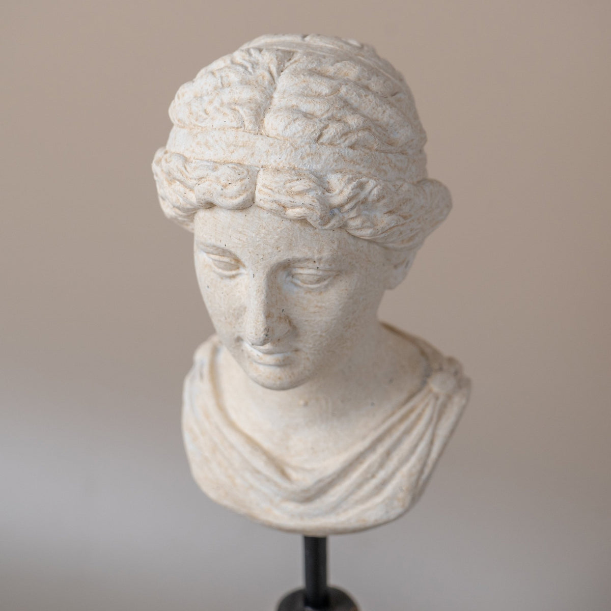 Greek Mythological Sculpture | Female - The Golden Theory