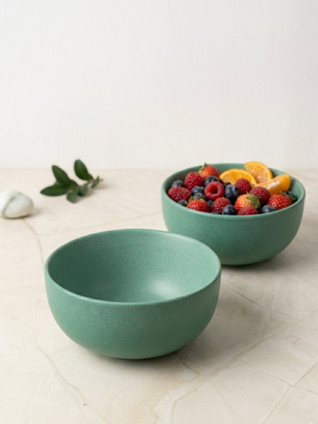 Green Ceramic Classic Serving Bowl Secondary image