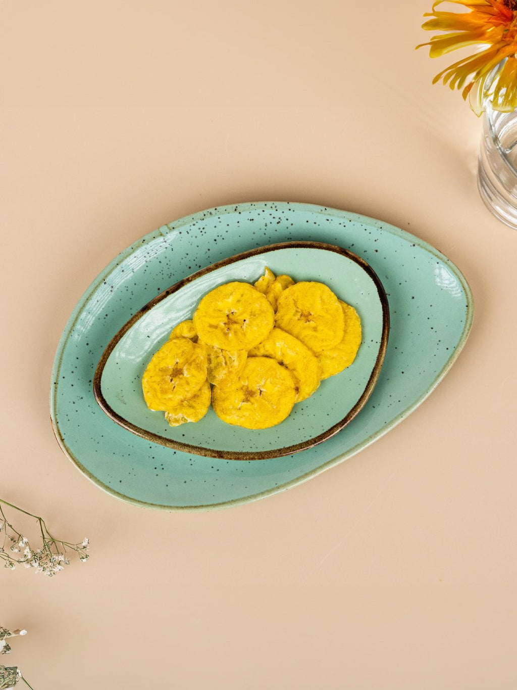 Green Ceramic Oval Shaped Platter | Set of 2 - The Golden Theory