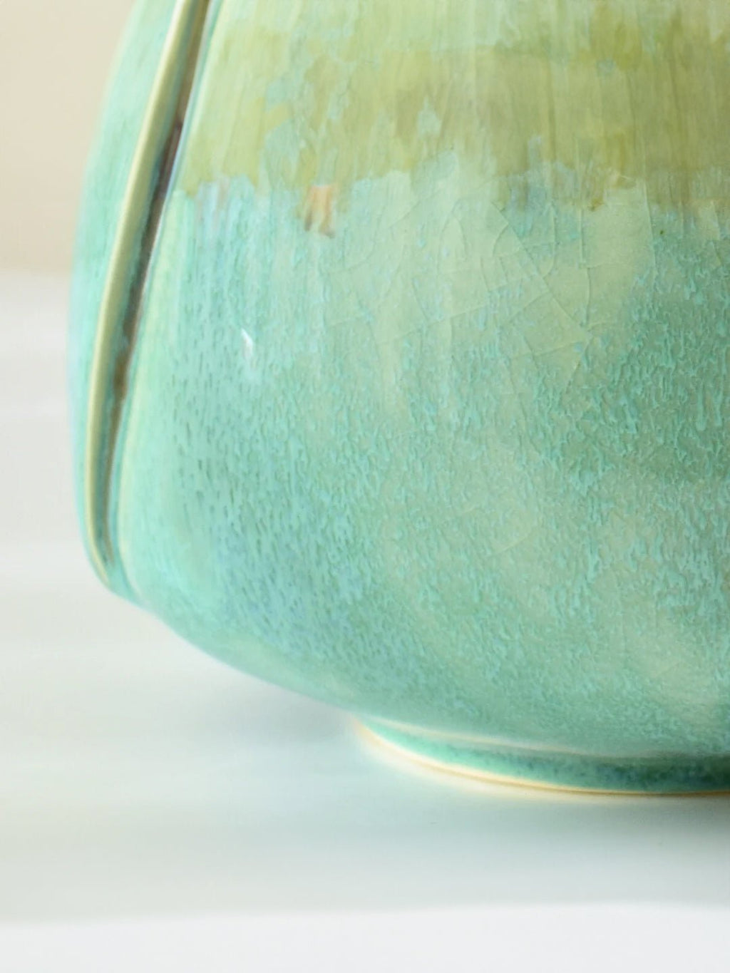 Green Ceramic Serving Bowl - The Golden Theory