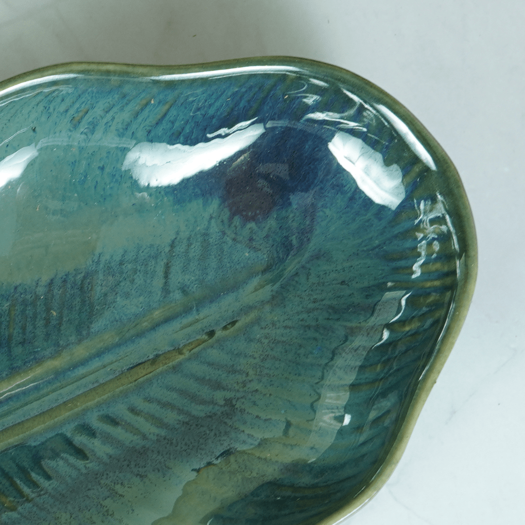 Green Leafy Eclipse Presentation Platter - The Golden Theory