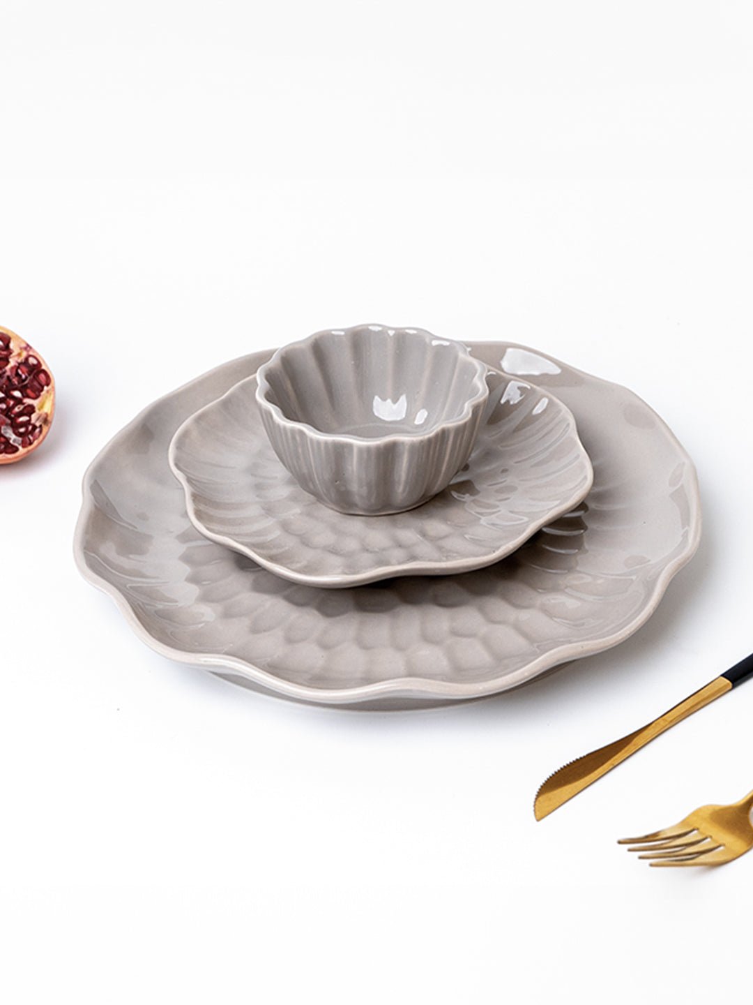 Grey Ripple Textured Ceramic Dinner Set of 18 Secondary image