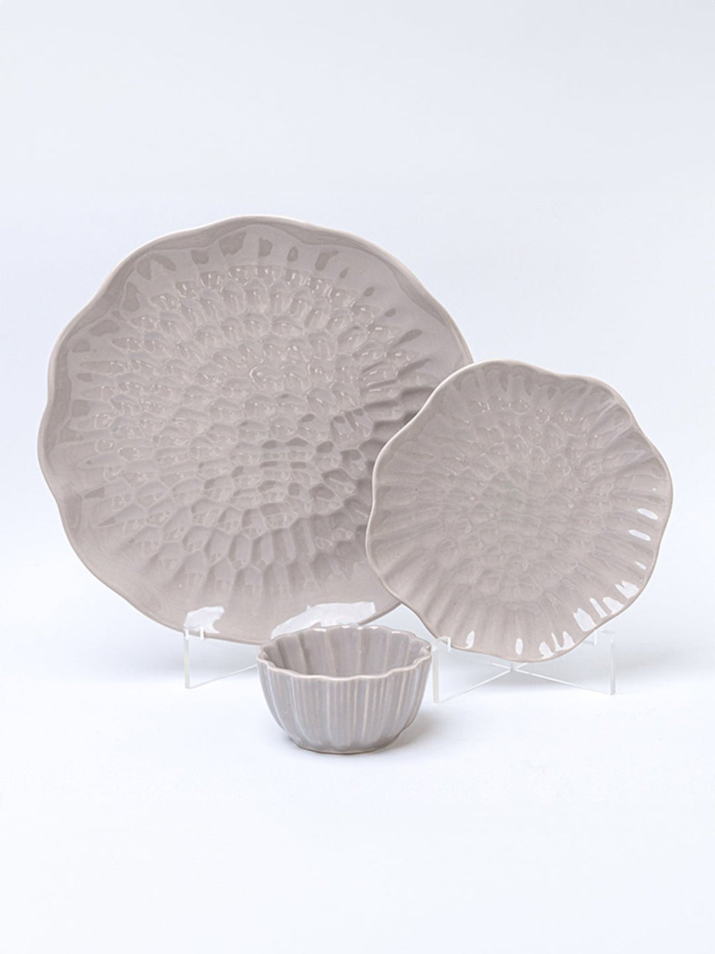Grey Ripple Textured Ceramic Dinner Set of 18 - The Golden Theory