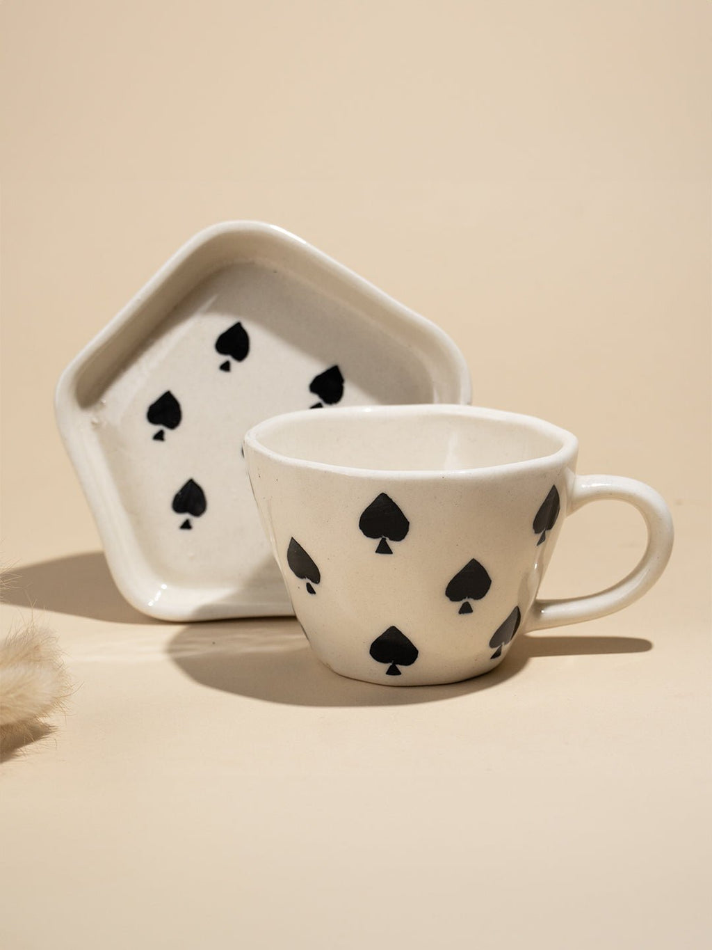 Handcrafted Ceramic Cup and Saucer Set of 4 with Playing Cards Design - The Golden Theory