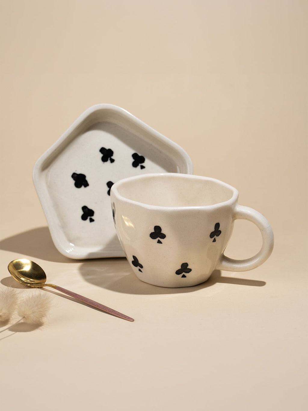 Handcrafted Ceramic Cup and Saucer Set of 4 with Playing Cards Design - The Golden Theory