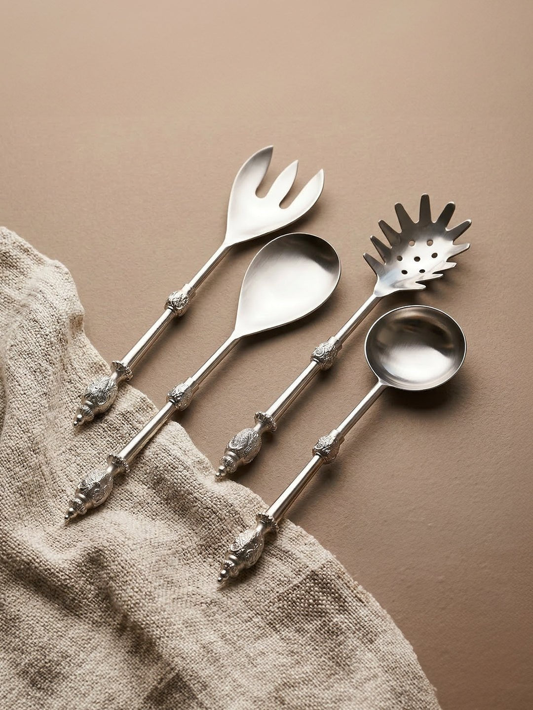 Heritage Collection 4-Piece Stainless Steel Serving Set - The Golden Theory