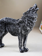 Howling Wolf Figurine - The Golden Theory