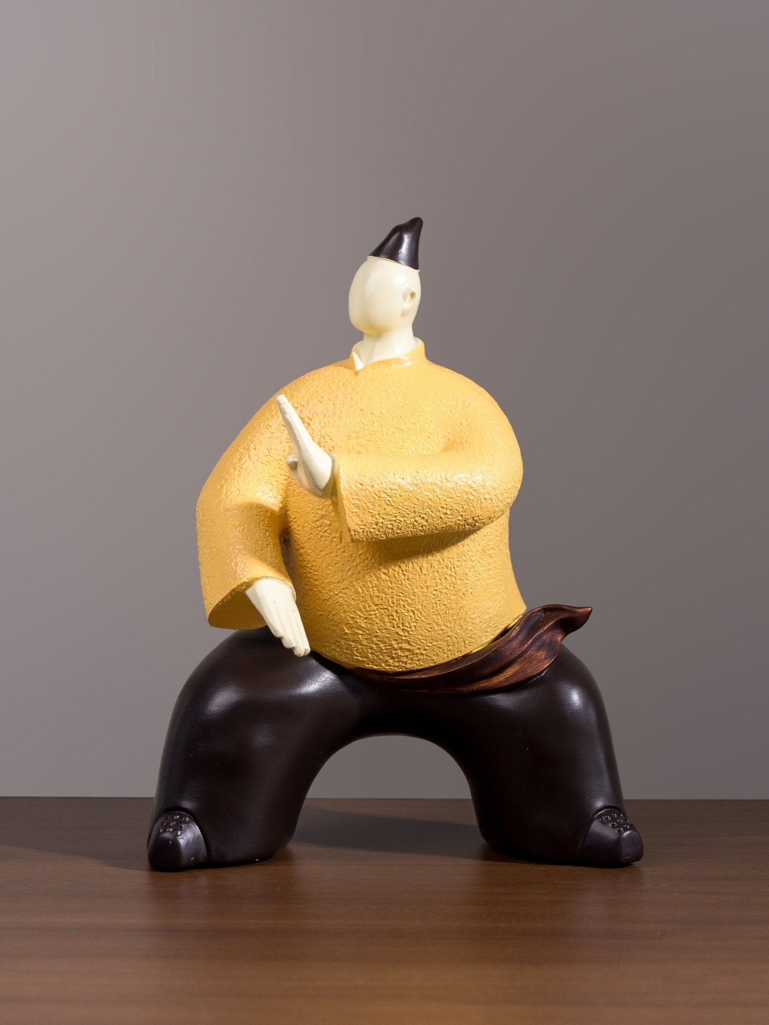 Kung Fu Master Figurine – Striking Pose Sculpture Secondary image