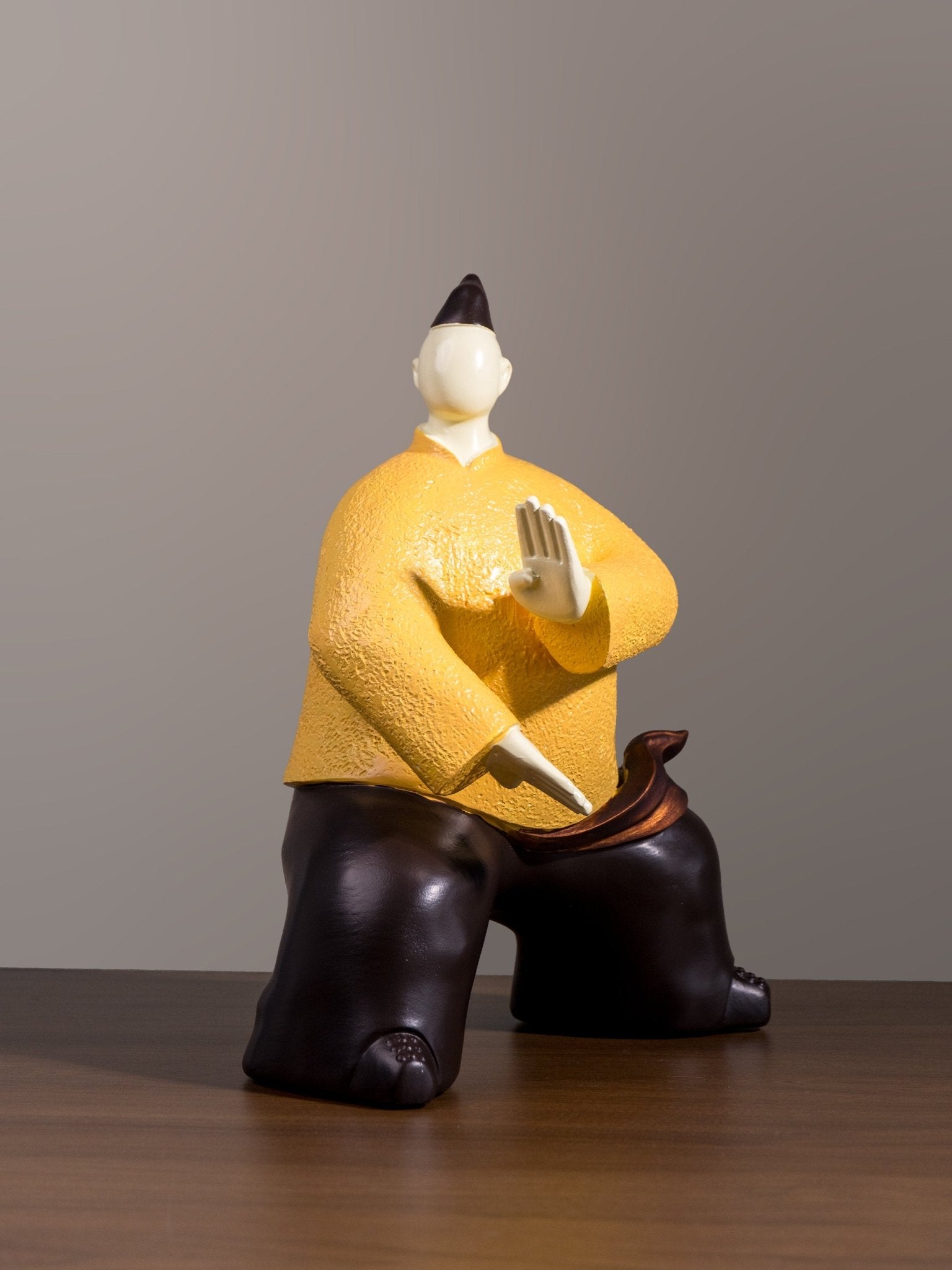 Kung Fu Master Figurine – Striking Pose Sculpture - The Golden Theory Main image