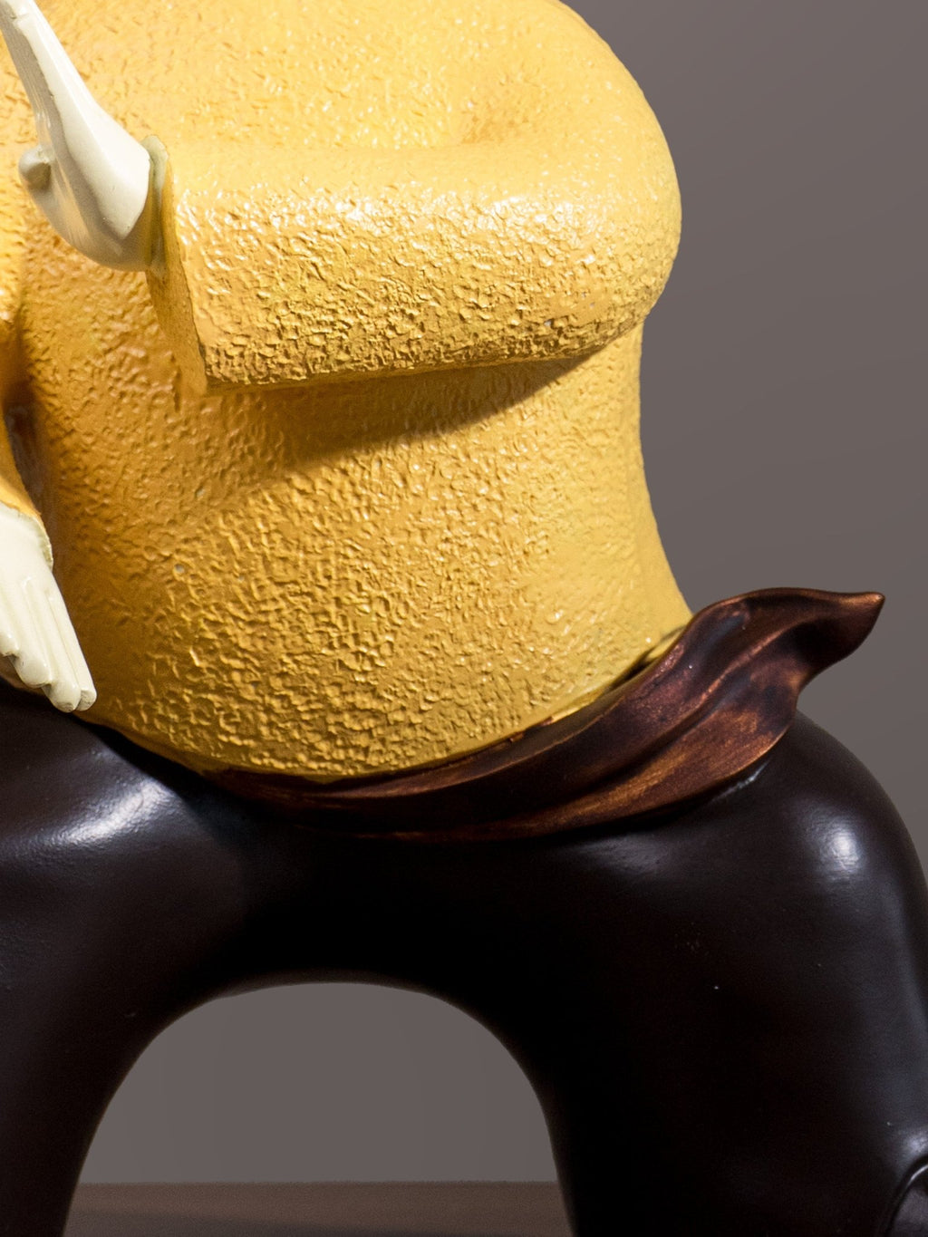 Kung Fu Master Figurine – Striking Pose Sculpture - The Golden Theory