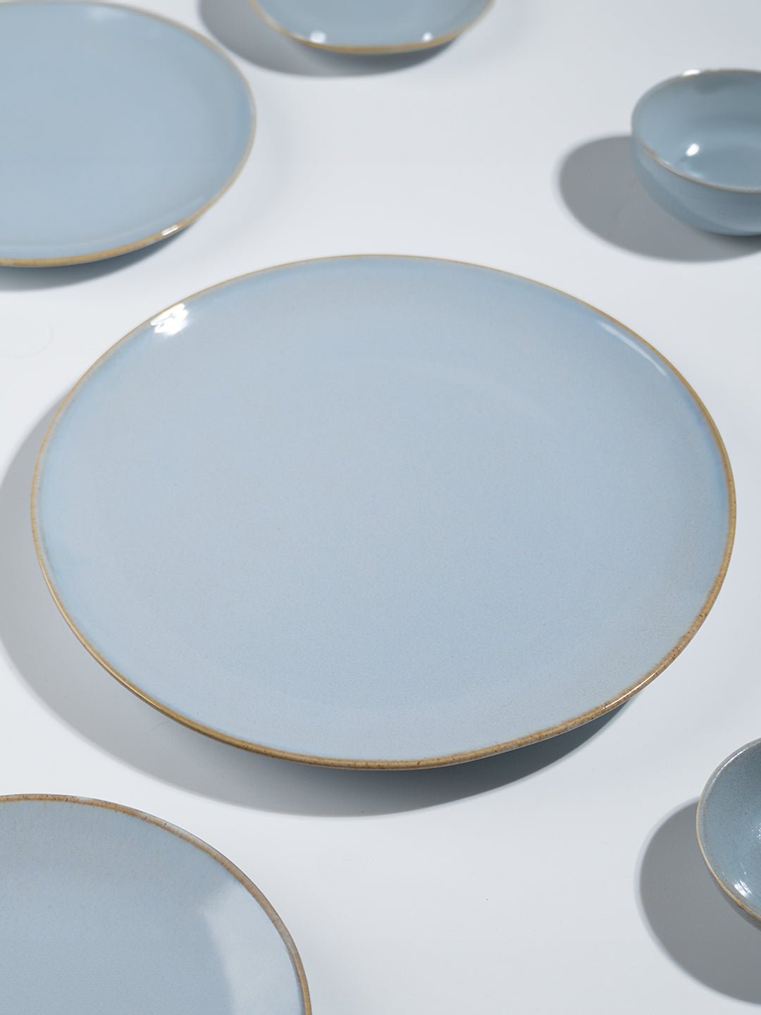 Light Blue Ceramic Dinner Plate with Rustic Gold Rim Finish - The Golden Theory