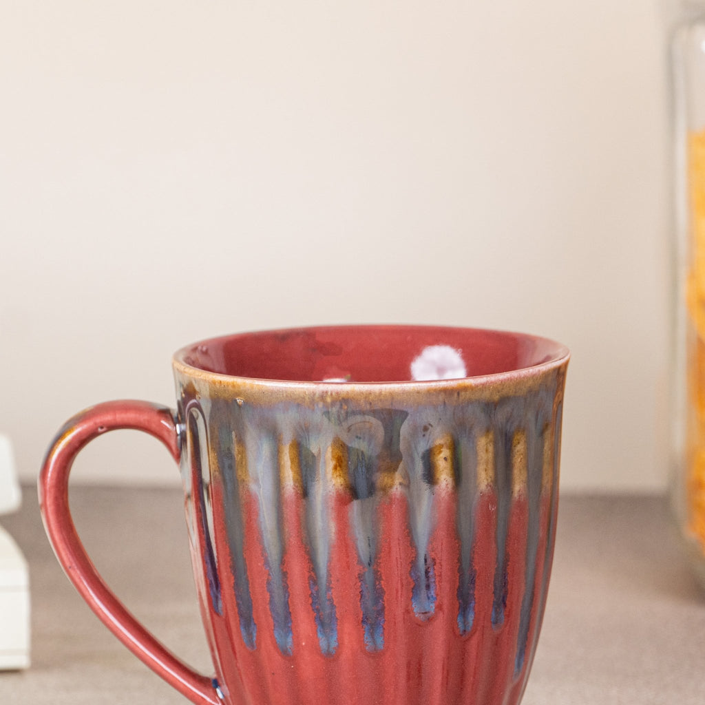 Maroon Ceramic Coffee Mug with Drops Design - The Golden Theory