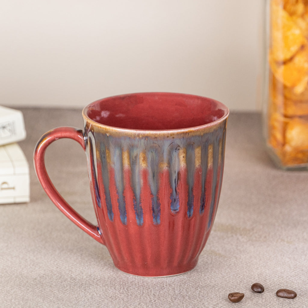 Maroon Ceramic Coffee Mug with Drops Design - The Golden Theory
